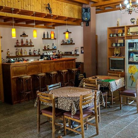 Hotel Elatofilito Athamanio Dış mekan fotoğraf